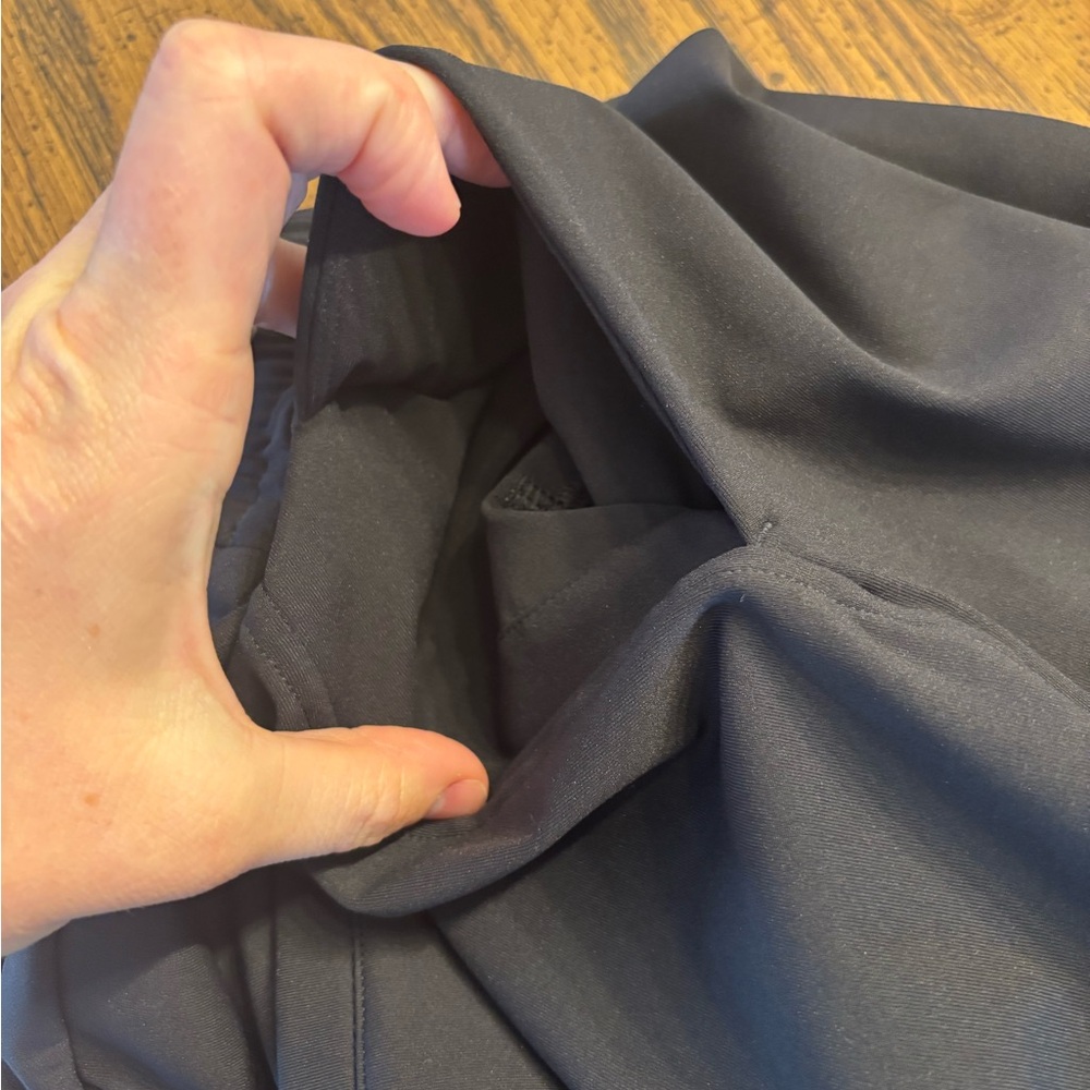 Lululemon women’s straight leg ankle pull on pant Small - Picture 8 of 11